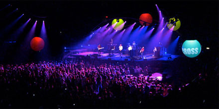 coldplaymagic_balls