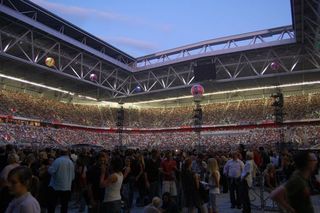crowdduss3
