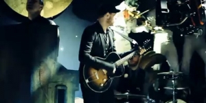 Il video di 'Christmas Lights'