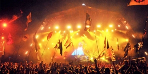 [Guardian] Coldplay a Glastonbury 2011 – Recensione