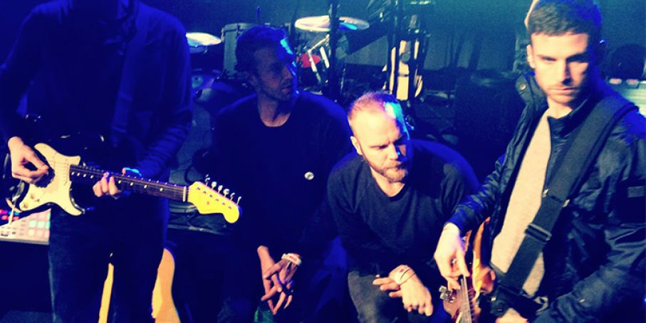 I Coldplay svelano 'Oceans' al BBC Radio 1 Live Lounge