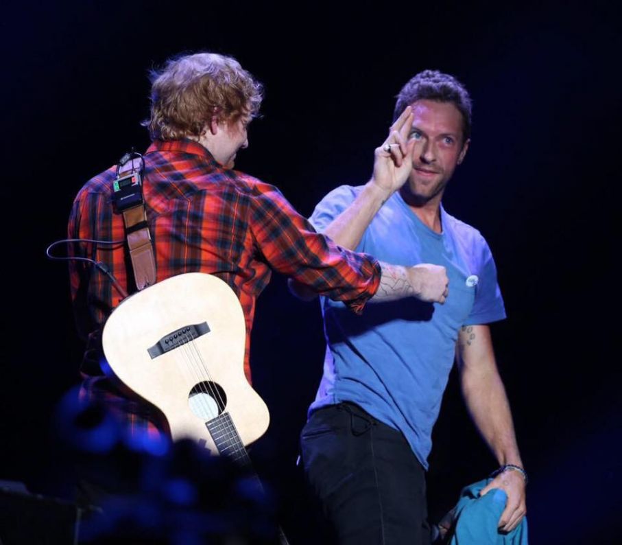 Chris Martin e Ed Sheeran: la "strana coppia" che fa faville sul palco!