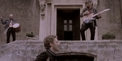 Il video di 'Violet Hill' agli MTV VMA