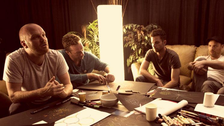Skype celebra A Head Full Of Dreams con delle esclusive Coldplay Mojis