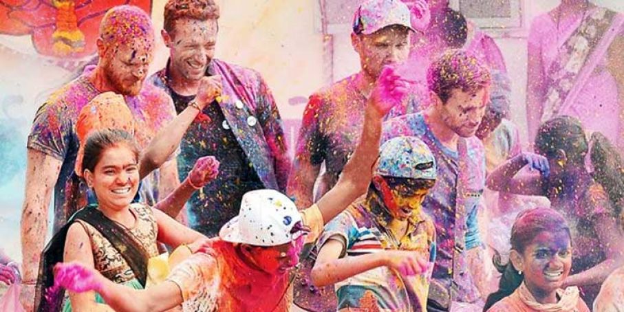 I Coldplay in India: cosa dobbiamo aspettarci dal video girato a Mumbai