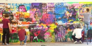 Le opere di Mylo Xyloto in mostra per Kids Company