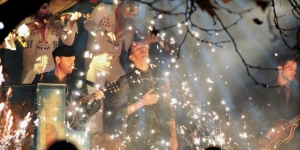Una nuova preview, davvero imperdibile, di 'Christmas Lights'