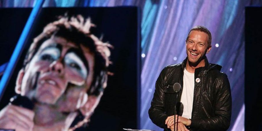 Chris introduce Peter Gabriel nella Rock And Roll Hall Of Fame