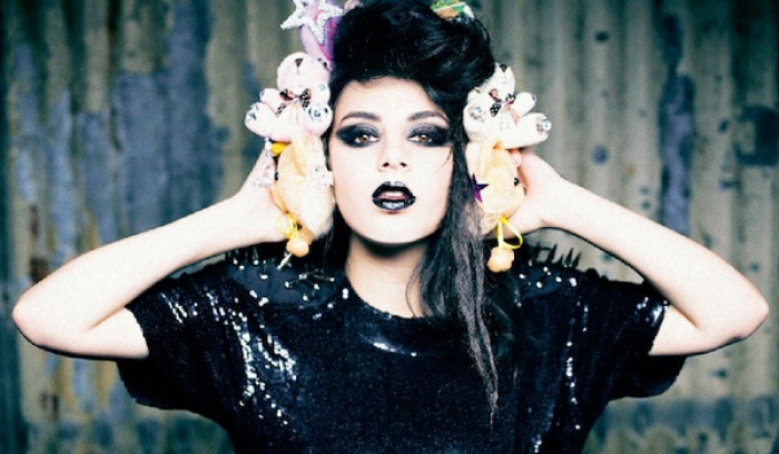 [coldplay.com] Intervista: Charli XCX