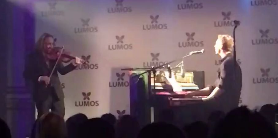 Chris e Davide Rossi ieri in un concerto benefico per Lumos