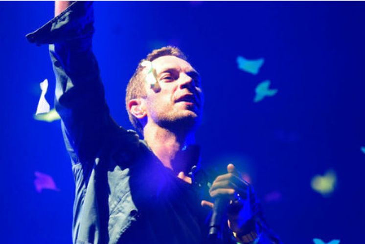 Chris Martin guest star al compleanno di Michael Eavis, fondatore di Glastonbury