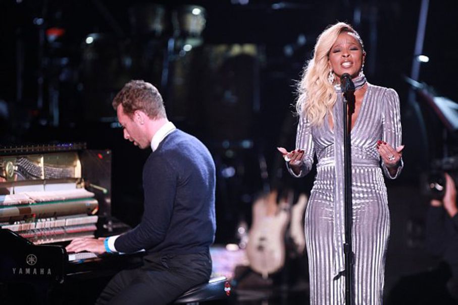 Guarda l'esibizione di Chris con Mary J. Blige al 'Somos Live!'