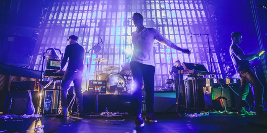 I Coldplay sul palco degli MTV Video Music Award Japan